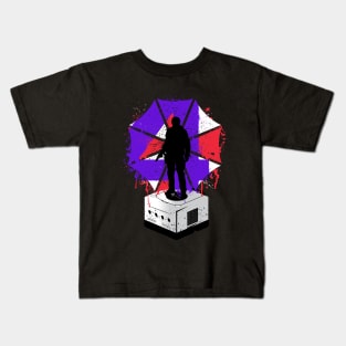 Leon Statue Gamecube RE4 Edition Kids T-Shirt